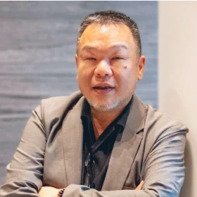 浦谷 勝一